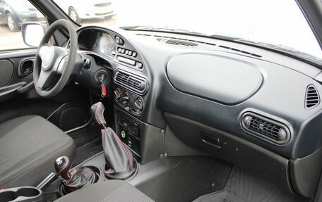 Chevrolet Niva I рестайлинг, 2010 год, 379 000 рублей, 8 фотография