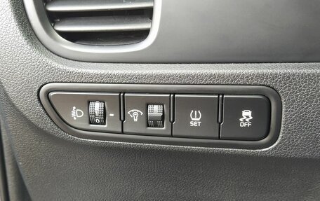 KIA Rio IV, 2018 год, 1 420 000 рублей, 8 фотография