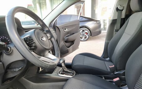 KIA Rio IV, 2018 год, 1 420 000 рублей, 26 фотография