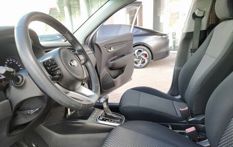 KIA Rio IV, 2018 год, 1 420 000 рублей, 25 фотография