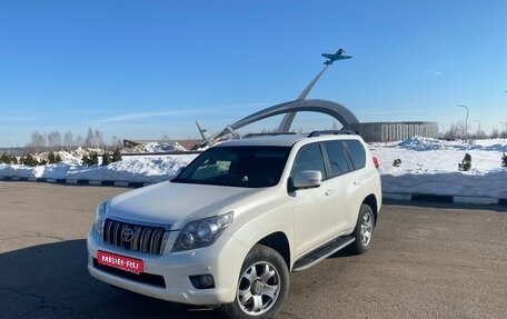 Toyota Land Cruiser Prado 150 рестайлинг 2, 2009 год, 2 498 000 рублей, 1 фотография