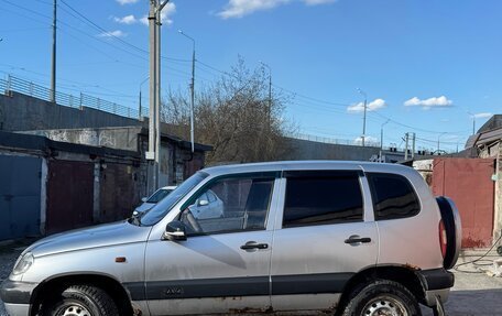 Chevrolet Niva I рестайлинг, 2005 год, 250 000 рублей, 4 фотография