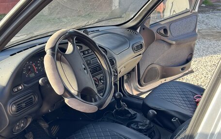 Chevrolet Niva I рестайлинг, 2005 год, 250 000 рублей, 11 фотография