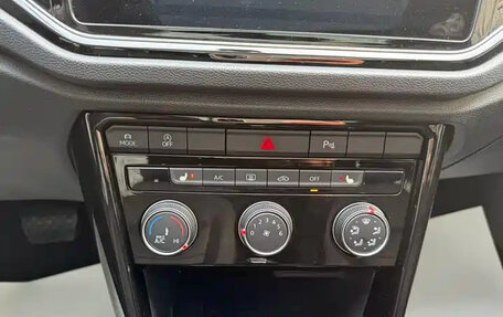 Volkswagen T-Roc I, 2022 год, 1 690 000 рублей, 14 фотография