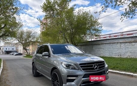 Mercedes-Benz M-Класс, 2013 год, 2 850 000 рублей, 3 фотография