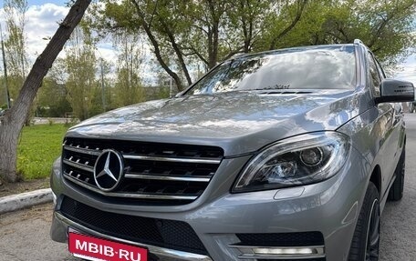 Mercedes-Benz M-Класс, 2013 год, 2 850 000 рублей, 2 фотография
