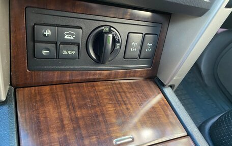Toyota Land Cruiser Prado 150 рестайлинг 2, 2009 год, 2 498 000 рублей, 13 фотография