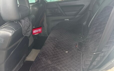 Mitsubishi Montero III, 2000 год, 1 500 000 рублей, 7 фотография