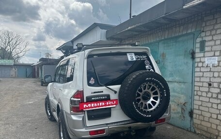 Mitsubishi Montero III, 2000 год, 1 500 000 рублей, 4 фотография