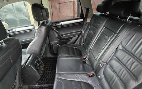 Volkswagen Touareg III, 2013 год, 1 890 000 рублей, 14 фотография