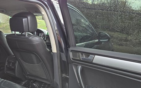 Volkswagen Touareg III, 2013 год, 1 890 000 рублей, 15 фотография