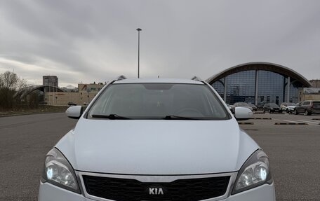 KIA cee'd I рестайлинг, 2011 год, 700 000 рублей, 1 фотография