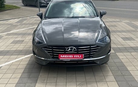 Hyundai Sonata VIII, 2019 год, 2 900 000 рублей, 1 фотография