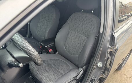 Hyundai Solaris II рестайлинг, 2014 год, 750 000 рублей, 11 фотография