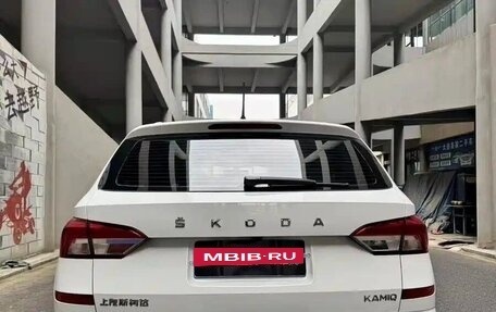 Skoda Kamiq I, 2021 год, 1 420 000 рублей, 6 фотография