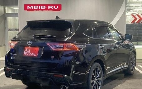 Toyota Harrier, 2017 год, 1 800 000 рублей, 5 фотография