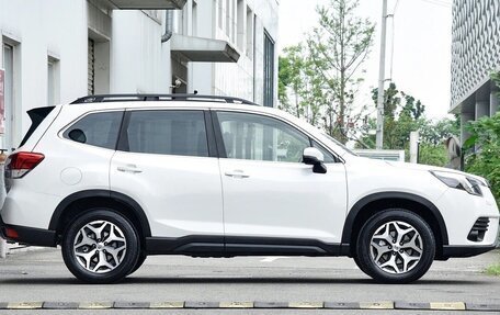 Subaru Forester, 2021 год, 2 220 000 рублей, 8 фотография
