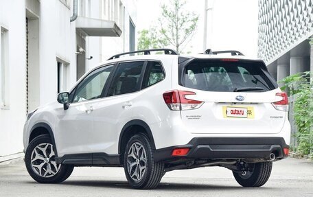 Subaru Forester, 2021 год, 2 220 000 рублей, 5 фотография