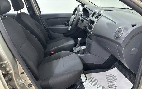 Renault Logan II, 2016 год, 695 000 рублей, 13 фотография