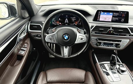BMW 7 серия, 2021 год, 7 890 000 рублей, 15 фотография