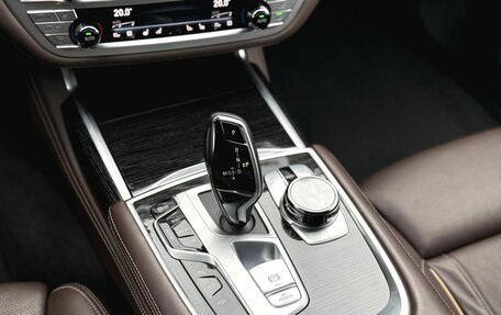 BMW 7 серия, 2021 год, 7 890 000 рублей, 28 фотография
