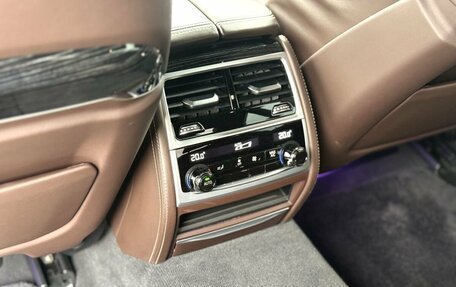 BMW 7 серия, 2021 год, 7 890 000 рублей, 31 фотография