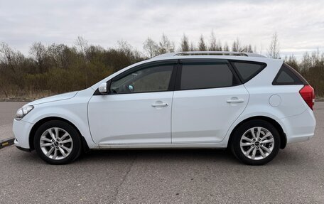 KIA cee'd I рестайлинг, 2011 год, 700 000 рублей, 3 фотография