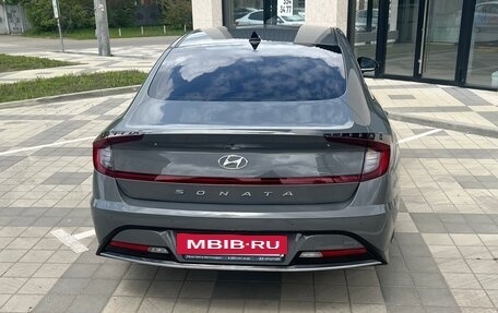 Hyundai Sonata VIII, 2019 год, 2 900 000 рублей, 3 фотография