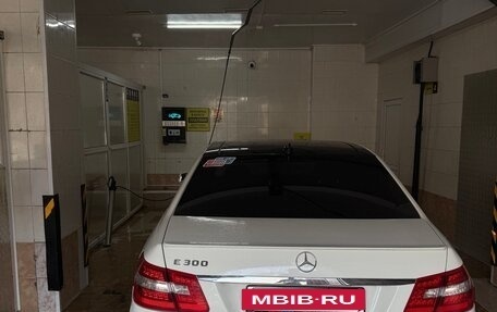 Mercedes-Benz E-Класс, 2012 год, 1 650 000 рублей, 2 фотография