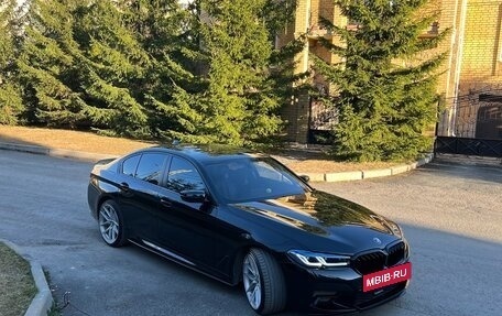 BMW 5 серия, 2018 год, 2 740 000 рублей, 12 фотография