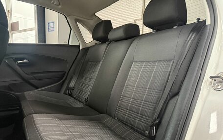 Volkswagen Polo VI (EU Market), 2017 год, 1 199 000 рублей, 10 фотография