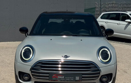 MINI Clubman, 2022 год, 2 740 176 рублей, 2 фотография