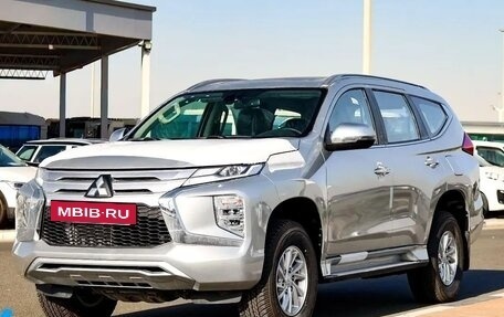 Mitsubishi Pajero Sport III рестайлинг, 2023 год, 3 490 000 рублей, 3 фотография
