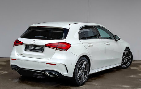 Mercedes-Benz A-Класс, 2021 год, 2 850 000 рублей, 5 фотография