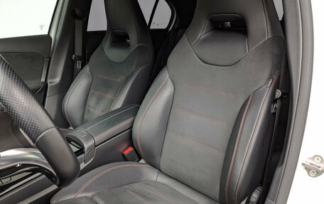 Mercedes-Benz A-Класс, 2021 год, 2 850 000 рублей, 19 фотография