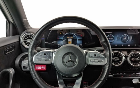 Mercedes-Benz A-Класс, 2021 год, 2 850 000 рублей, 21 фотография