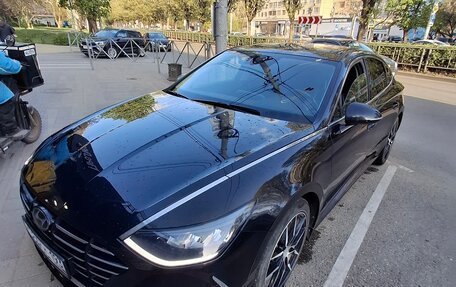 Hyundai Sonata VIII, 2021 год, 2 550 000 рублей, 2 фотография