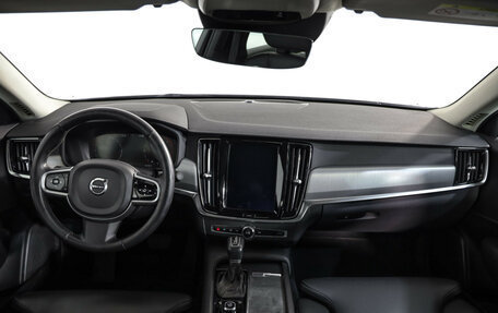 Volvo S90 II рестайлинг, 2018 год, 2 299 000 рублей, 9 фотография