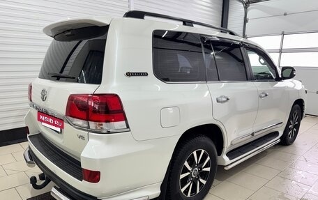 Toyota Land Cruiser 200, 2017 год, 7 699 000 рублей, 11 фотография