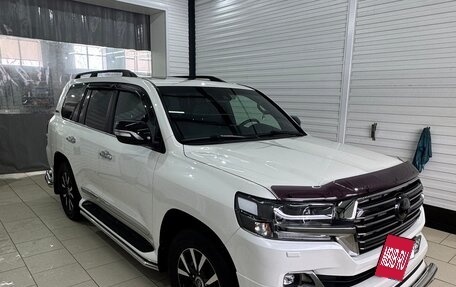 Toyota Land Cruiser 200, 2017 год, 7 699 000 рублей, 8 фотография