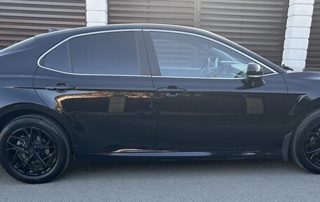 Toyota Camry, 2021 год, 2 780 000 рублей, 6 фотография