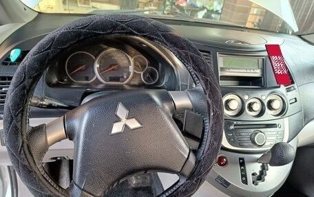 Mitsubishi Grandis, 2007 год, 820 000 рублей, 4 фотография
