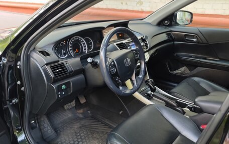Honda Accord IX рестайлинг, 2013 год, 1 600 000 рублей, 8 фотография