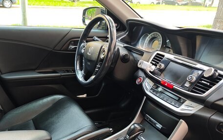 Honda Accord IX рестайлинг, 2013 год, 1 600 000 рублей, 9 фотография