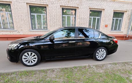 Honda Accord IX рестайлинг, 2013 год, 1 600 000 рублей, 4 фотография