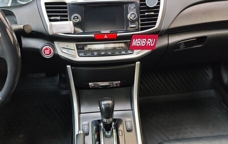 Honda Accord IX рестайлинг, 2013 год, 1 600 000 рублей, 10 фотография