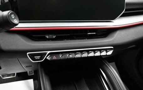 Geely Coolray I, 2024 год, 2 055 000 рублей, 18 фотография