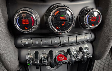 MINI Hatch, 2019 год, 2 690 000 рублей, 20 фотография