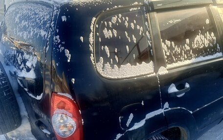 Chevrolet Niva I рестайлинг, 2012 год, 390 000 рублей, 4 фотография