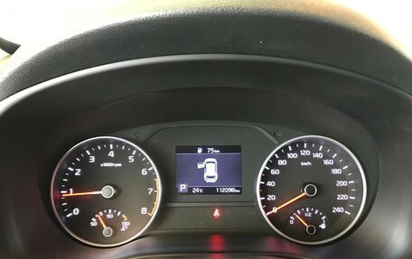 KIA Sportage IV рестайлинг, 2019 год, 2 379 000 рублей, 17 фотография